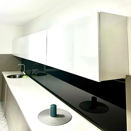 Lux S&m Apartmán *